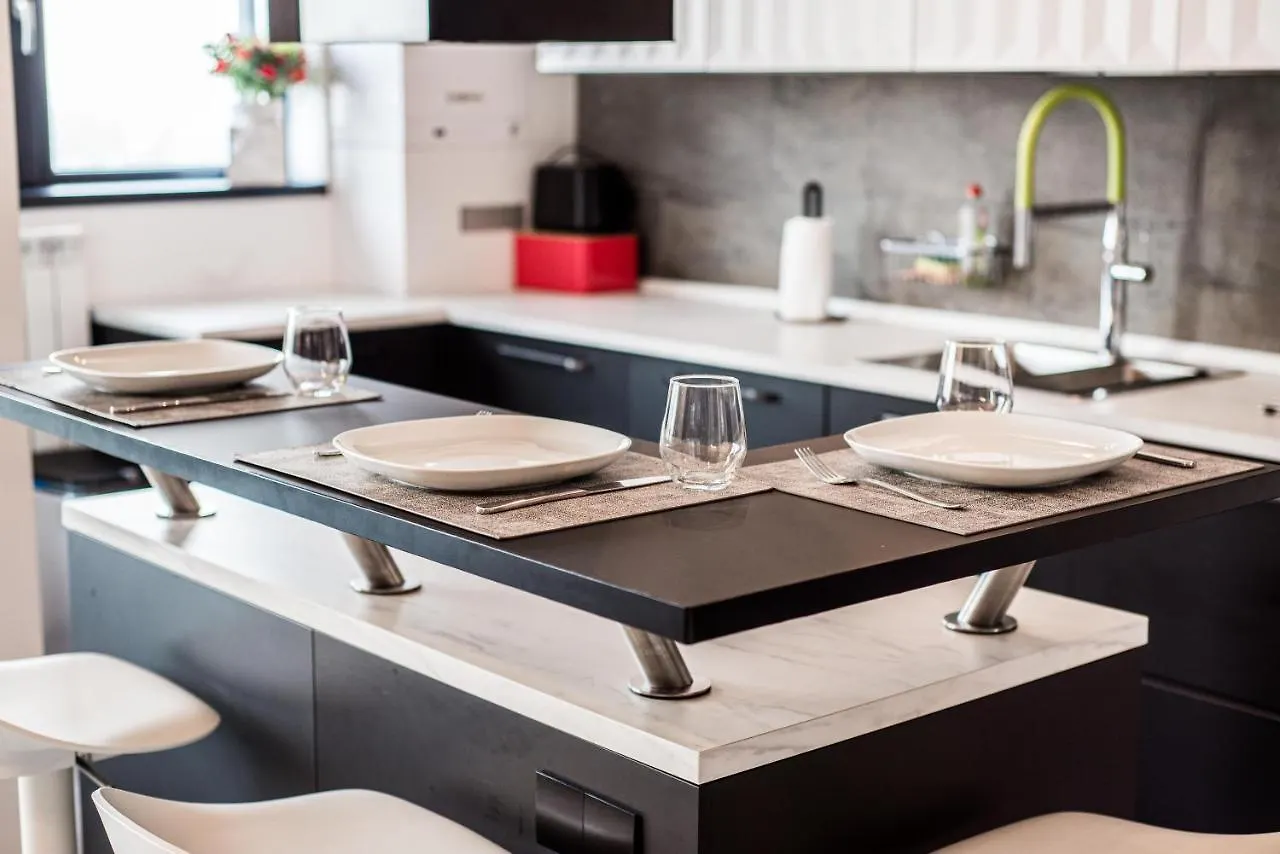 2-Room Penthouse Plaza Residence P1 Бухарест