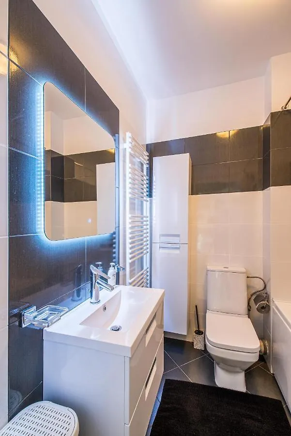 2-Room Penthouse Plaza Residence P1 Bukurešť 0*,